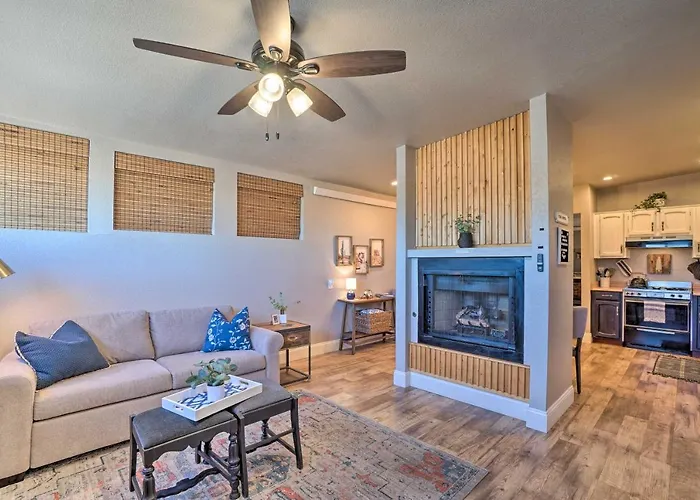 Apartment Luxe Route 66 Getaway With Aandc In Downtown Williams!